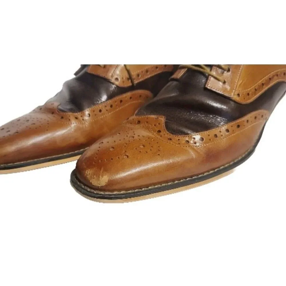 Sz 11.5 Stacy Adams Tinsley Wingtip Oxford Mens Lace Up Leather Tan 25092 DAMAGE